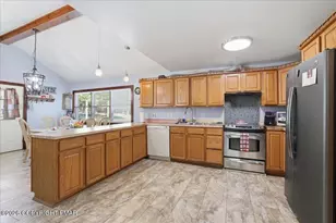 2165 N 5th St, Stroudsburg, PA 18360 - Photo 7