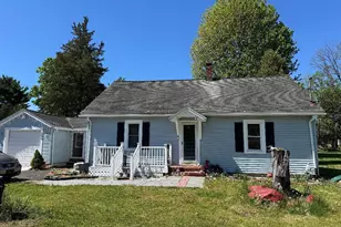 2165 N 5th St, Stroudsburg, PA 18360 - Photo 1