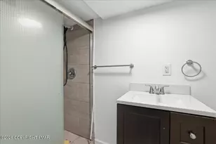 2165 N 5th St, Stroudsburg, PA 18360 - Photo 23