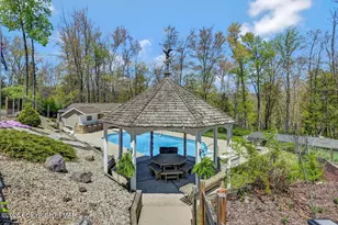 1284 Burger Hollow Rd, Effort, PA 18330 - Photo 77