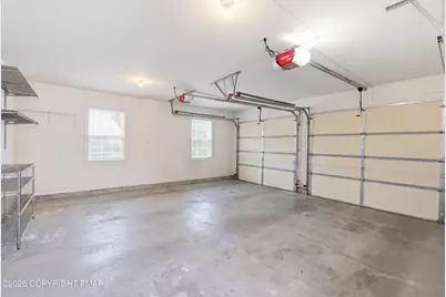  366 Rolling Hills Drive, East Stroudsburg, PA 18302 - Photo 33