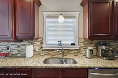  117 Fernwood Road, Bushkill, PA 18324 - Photo 17