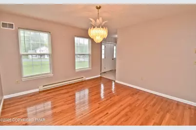  303 Pheasant Run, East Stroudsburg, PA 18302 - Photo 5