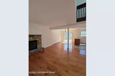  362 Somerset Drive, East Stroudsburg, PA 18301 - Photo 9
