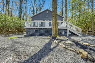 29 Lakeview Dr, Lake Harmony, PA 18624 - Photo 5