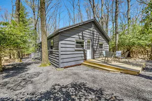 29 Lakeview Dr, Lake Harmony, PA 18624 - Photo 11