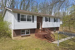 35 Bentwood Rd, Drums, PA 18222 - Photo 5