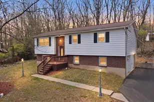 35 Bentwood Rd, Drums, PA 18222 - Photo 3