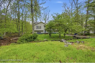  1197 Hunters Woods Drive, East Stroudsburg, PA 18301 - Photo 23