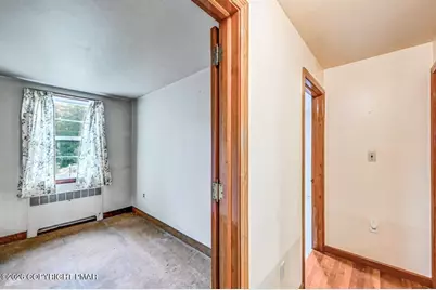  51 Hazen Avenue, East Bangor, PA 18013 - Photo 21