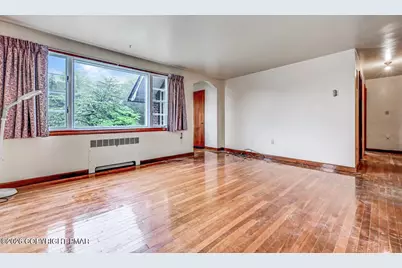  51 Hazen Avenue, East Bangor, PA 18013 - Photo 5