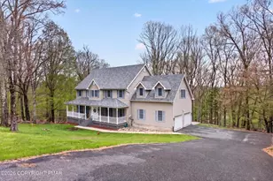 5753 Wildflower Cir, Stroudsburg, PA 18360 - Photo 1