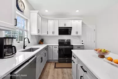  5753 Wildflower Circle, Stroudsburg, PA 18360 - Photo 11