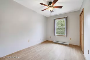 8435 Bear Trail Dr, Tobyhanna, PA 18466 - Photo 15
