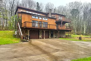 740 Raspberry Dr, Jim Thorpe, PA 18229 - Photo 3