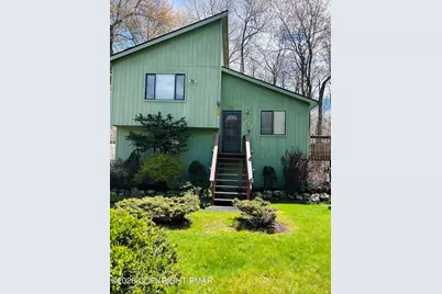  954 Country Place Drive, Tobyhanna, PA 18466 - Photo 1