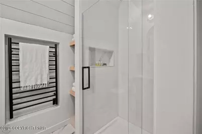  1013 Navajo Trail, Gouldsboro, PA 18424 - Photo 19