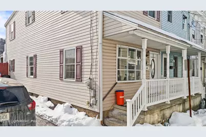  817 Grant Street, Pottsville, PA 17901 - Photo 3