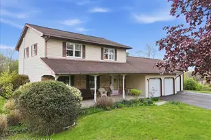 932 Bauman Rd, Nazareth, PA 18064 - Photo 3