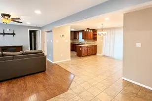 30 Burrwood Dr, Effort, PA 18330 - Photo 5