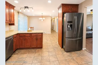  30 Burrwood Drive, Effort, PA 18330 - Photo 7