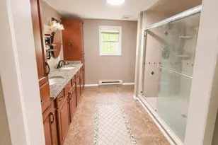30 Burrwood Dr, Effort, PA 18330 - Photo 9