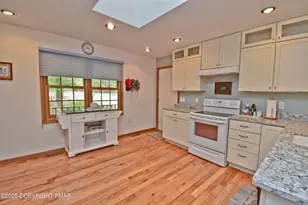 40 September Cir, East Stroudsburg, PA 18301 - Photo 7