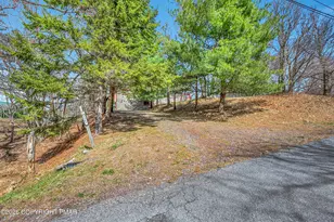 1381 Glade Dr, Long Pond, PA 18334 - Photo 43