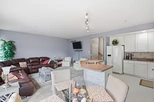 60 Lower Ridgeview Cir, East Stroudsburg, PA 18302 - Photo 11