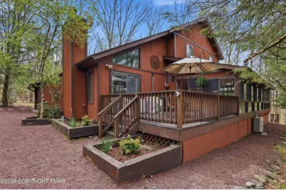  282 Blue Ridge Drive, Canadensis, PA 18325 - Photo 7