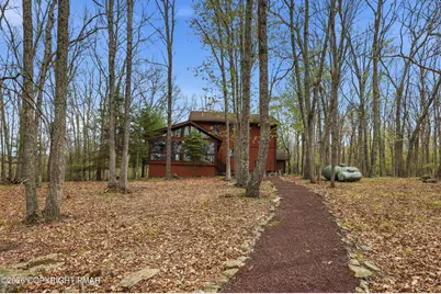  282 Blue Ridge Drive, Canadensis, PA 18325 - Photo 3