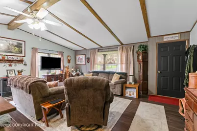  17 Valley View Drive, Bath, PA 18014 - Photo 7