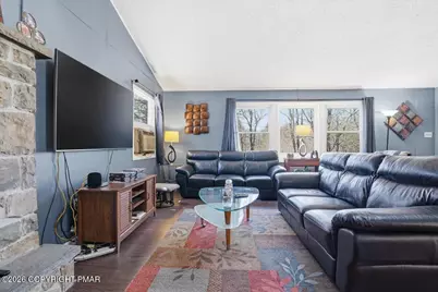  1330 Hilltop Drive, Long Pond, PA 18334 - Photo 5