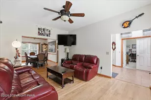 181 Cranberry Dr, Pocono Lake, PA 18347 - Photo 9
