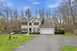 181 Cranberry Dr, Pocono Lake, PA 18347 - Photo 1