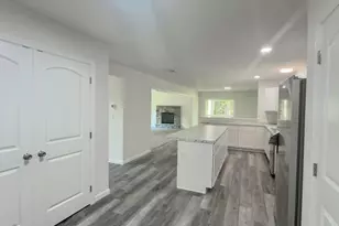 1223 Lexington Ave, Pocono Summit, PA 18346 - Photo 9
