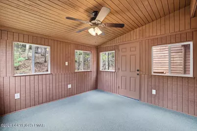  227 Sedburgh Court, Bushkill, PA 18324 - Photo 23