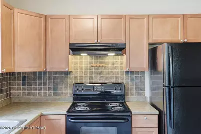  227 Sedburgh Court, Bushkill, PA 18324 - Photo 13