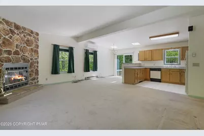  140 Whippoorwill Drive, Bushkill, PA 18324 - Photo 7
