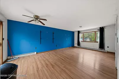  520 Hummingbird Court, Bushkill, PA 18324 - Photo 3
