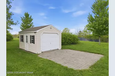  521 John Deere Drive, Sciota, PA 18354 - Photo 9