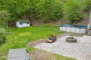 4107 Hickory Ln, East Stroudsburg, PA 18302 - Photo 5