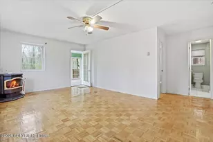 349 Bumble Bee Pass, Henryville, PA 18326 - Photo 9