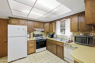 110 Powell Rd, Tannersville, PA 18372 - Photo 25