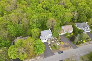 279 Fringe Dr, East Stroudsburg, PA 18302 - Photo 5