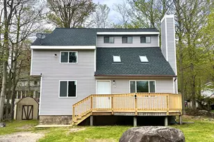 7414 Ventnor Dr, Tobyhanna, PA 18466 - Photo 1