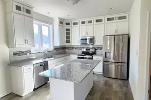 347 Autumn Ln Ln, East Stroudsburg, PA 18301 - Photo 3