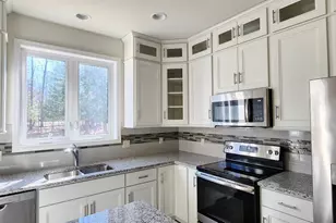 347 Autumn Ln Ln, East Stroudsburg, PA 18301 - Photo 5