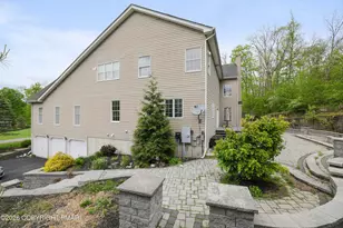 258 Rising Meadow Way, East Stroudsburg, PA 18302 - Photo 7
