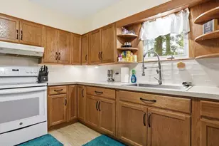307 E Broad St, East Stroudsburg, PA 18301 - Photo 17